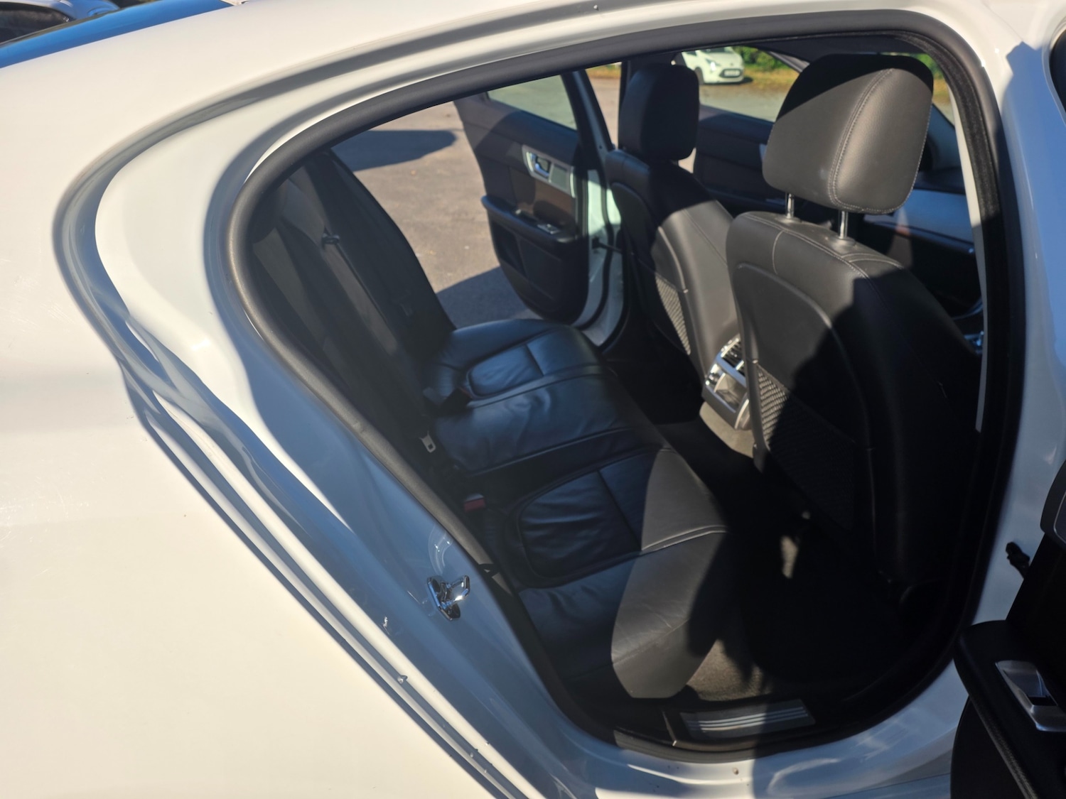 Used Jaguar XF 2013 for sale - 76687605: Photo 6