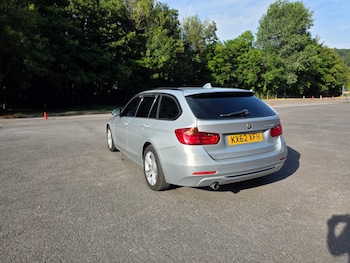 Used BMW 3 Series 2012 for sale - 79328371: Photo