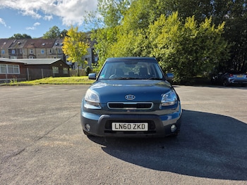 2010 (60) - 1.6 CRDi 2 5dr Auto