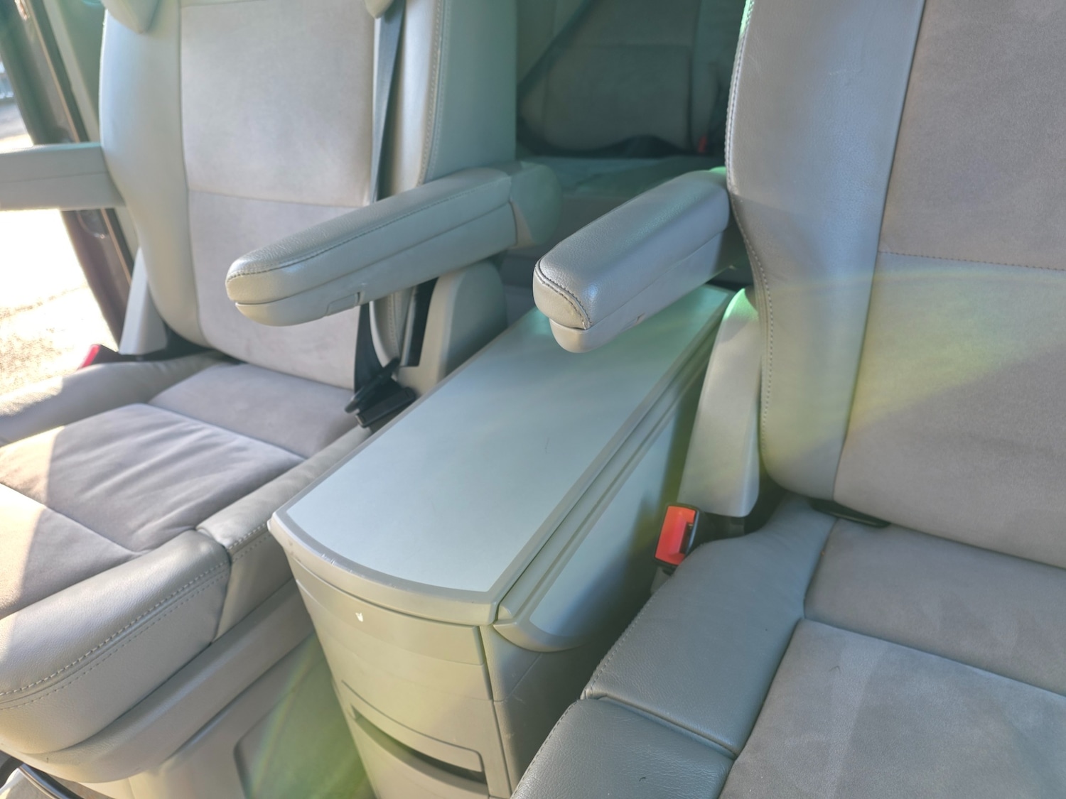 Used Volkswagen Caravelle 2011 for sale - 76521172: Photo 14