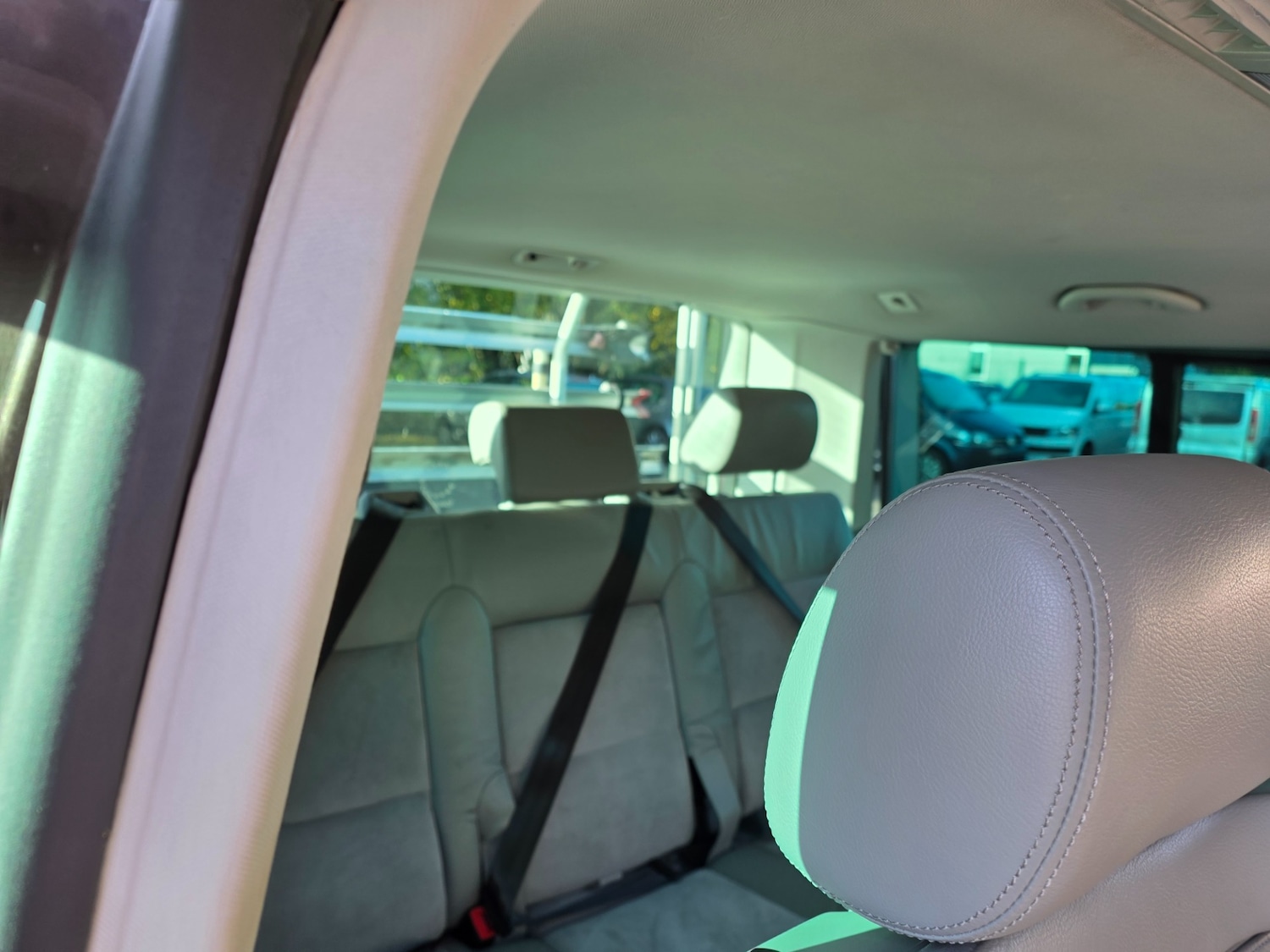 Used Volkswagen Caravelle 2011 for sale - 76521172: Photo 16