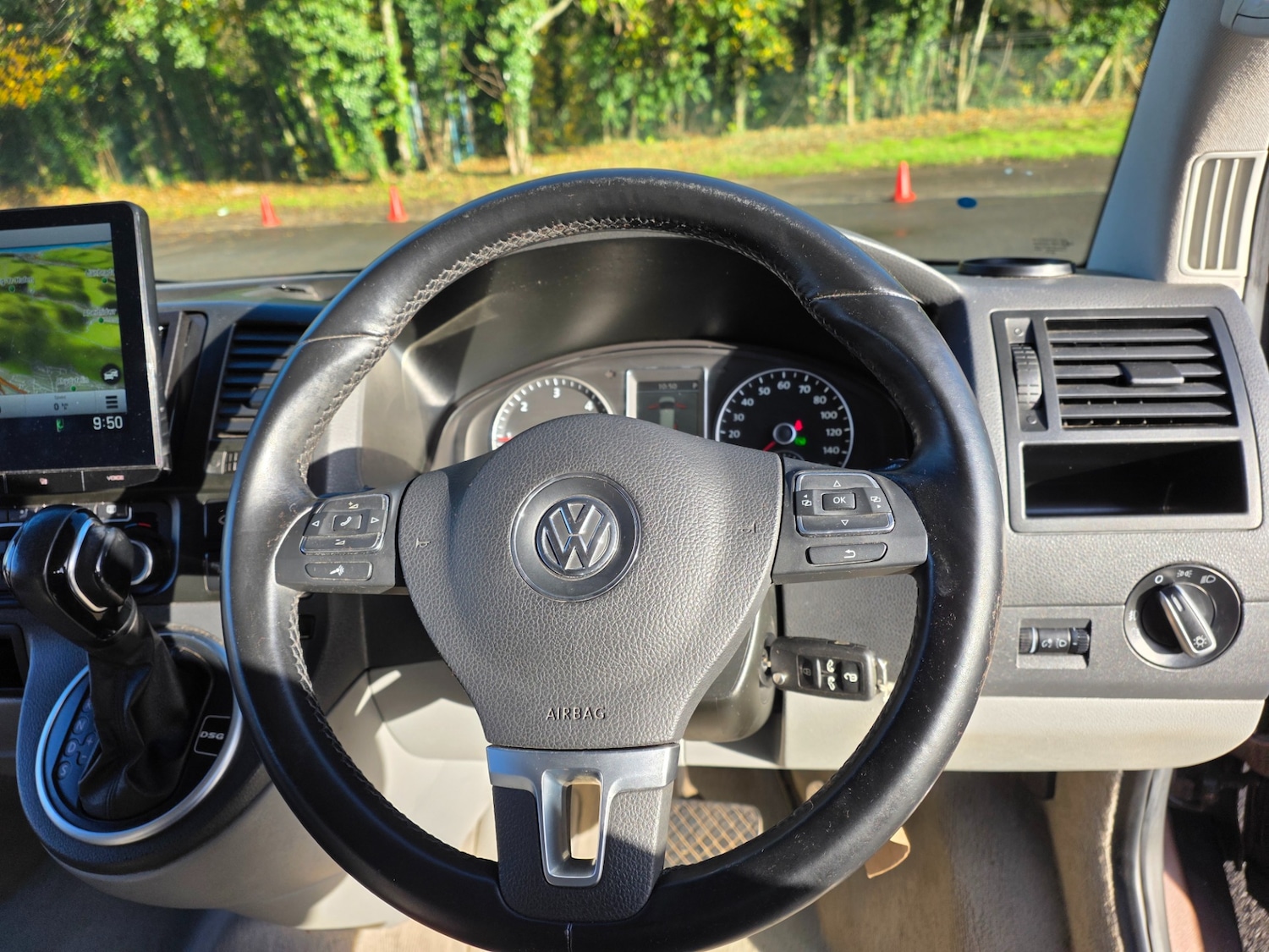 Used Volkswagen Caravelle 2011 for sale - 76521172: Photo 18