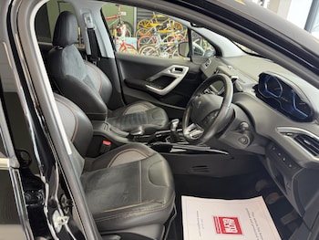 Used Peugeot 2008 2015 for sale - 78775885: Photo