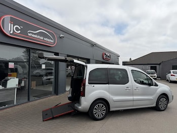 Used Peugeot Partner Tepee 2019 for sale - 79102198: Photo