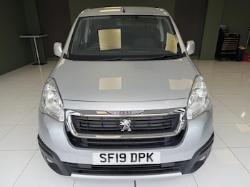 Used Peugeot Partner Tepee 2019 for sale - 79102198: Photo