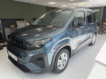 Used Peugeot Rifter 2024 for sale - 78630470: Photo