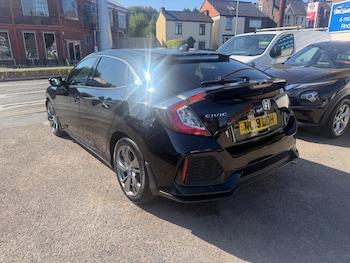 Used Honda Civic 2019 for sale - 79162186: Photo
