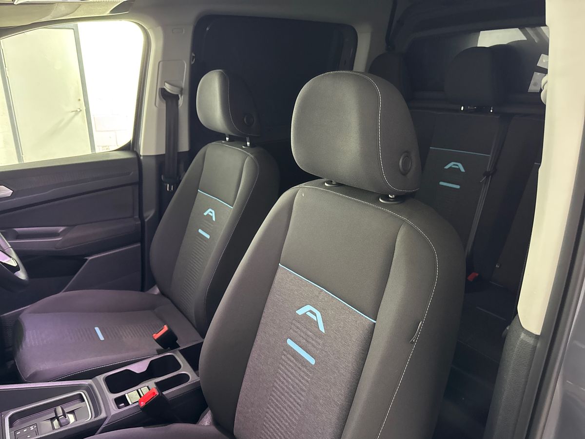 Used Ford Transit Connect 2025 for sale - 77333151: Photo 32