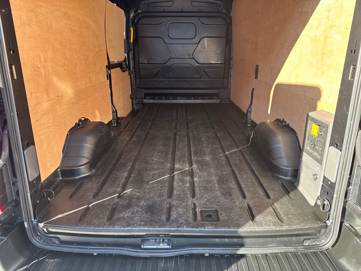 Used Ford Transit 2023 for sale - 77959869: Photo 29