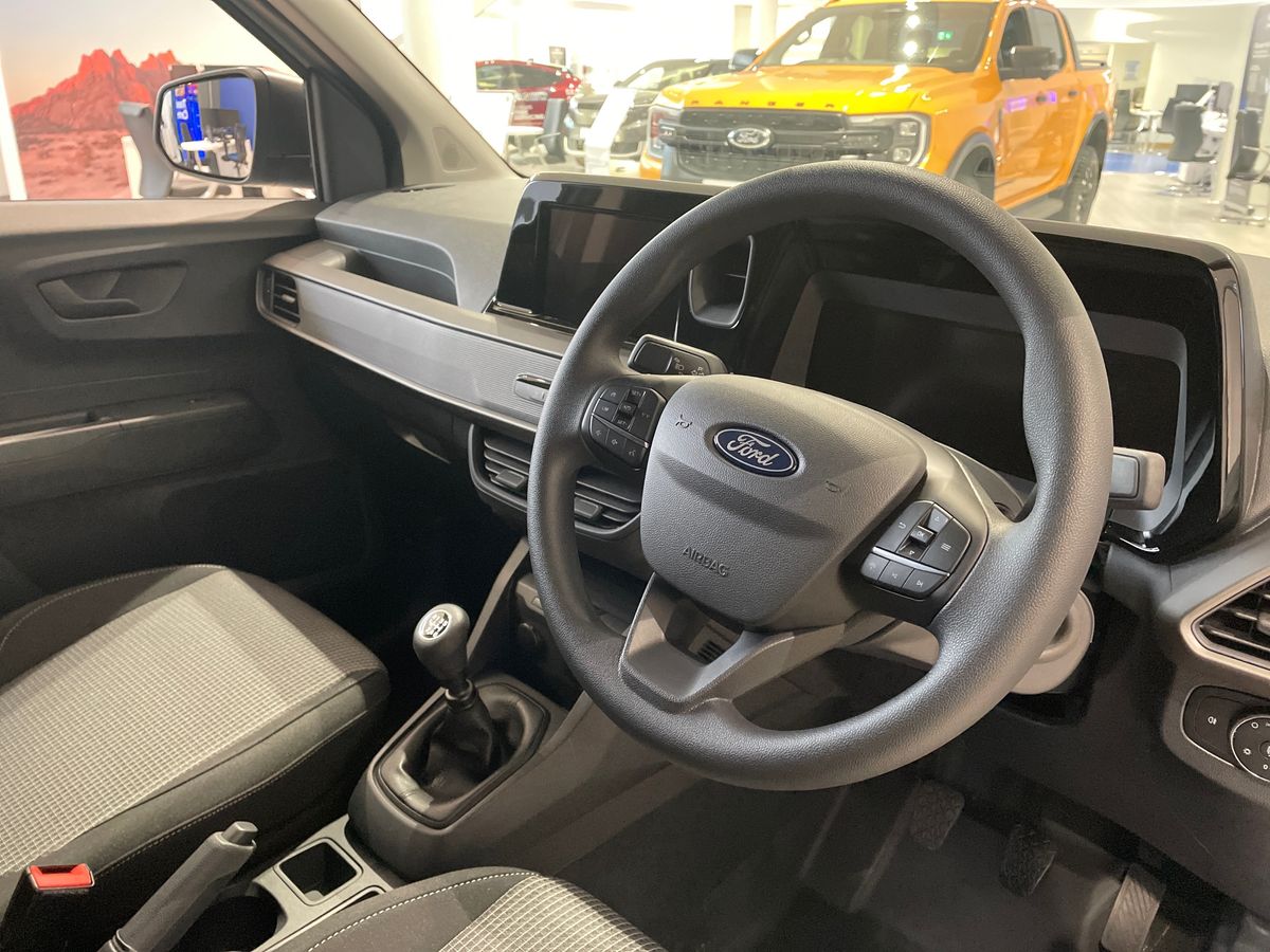 Used Ford Transit Courier 2025 for sale - 76104235: Photo 13