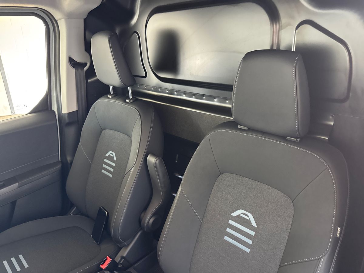 Used Ford Transit Courier 2024 for sale - 76344065: Photo 27