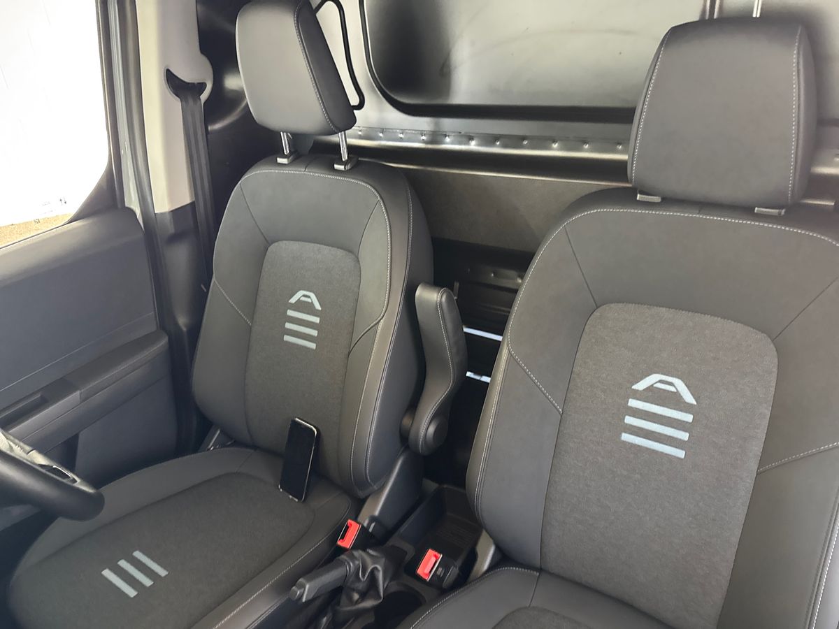 Used Ford Transit Courier 2024 for sale - 76344065: Photo 29