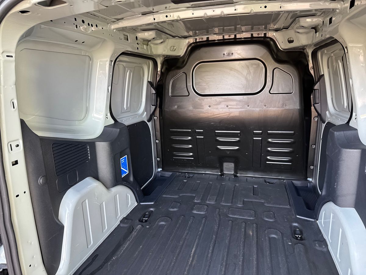 Used Ford Transit Courier 2024 for sale - 76344065: Photo 35