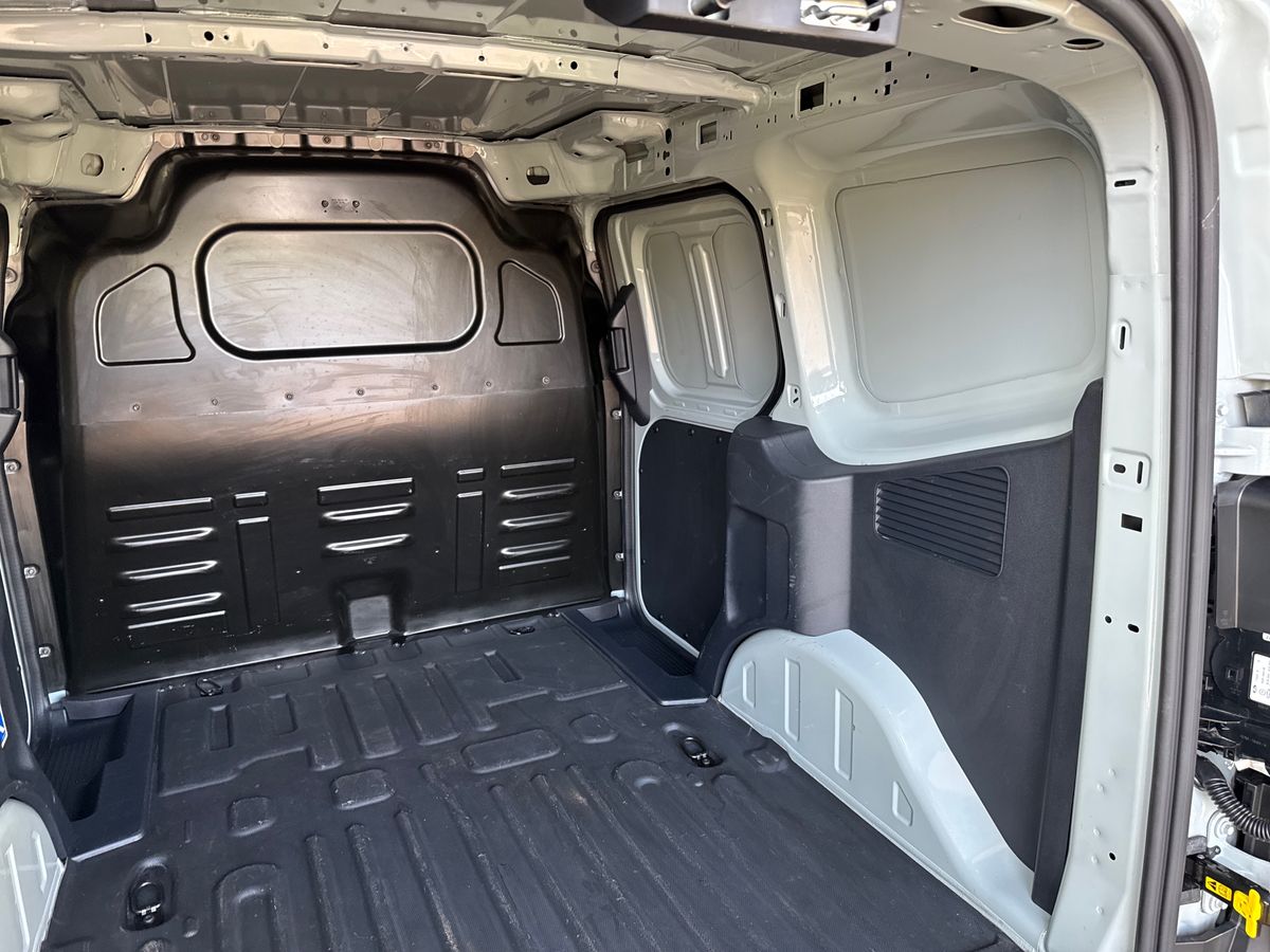 Used Ford Transit Courier 2024 for sale - 76344065: Photo 36