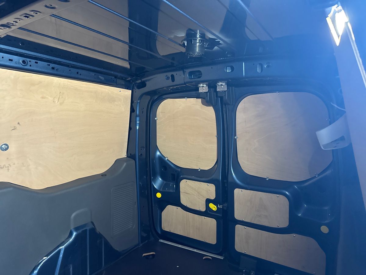 Used Ford Transit Connect 2024 for sale - 76647823: Photo 30