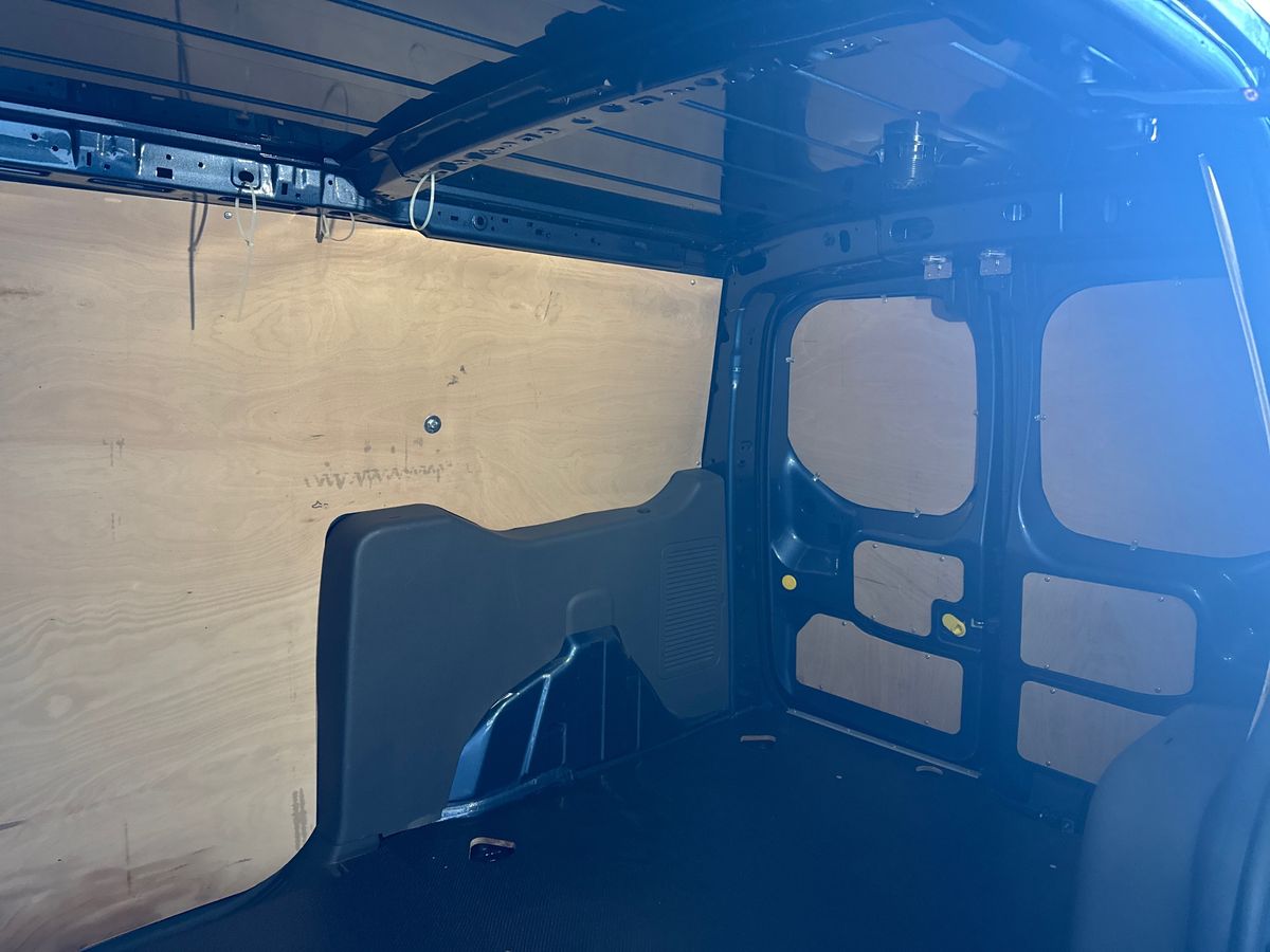 Used Ford Transit Connect 2024 for sale - 76647823: Photo 33