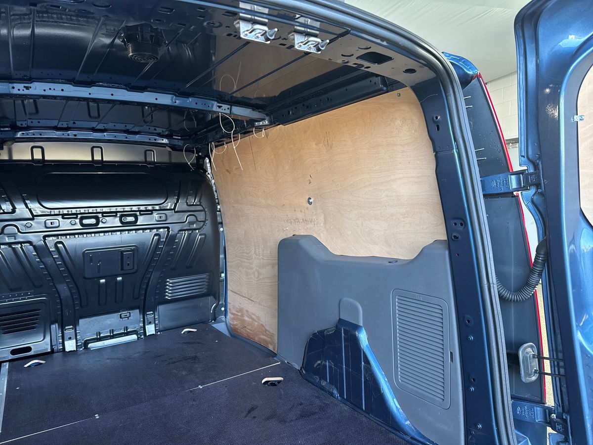 Used Ford Transit Connect 2024 for sale - 76647823: Photo 36