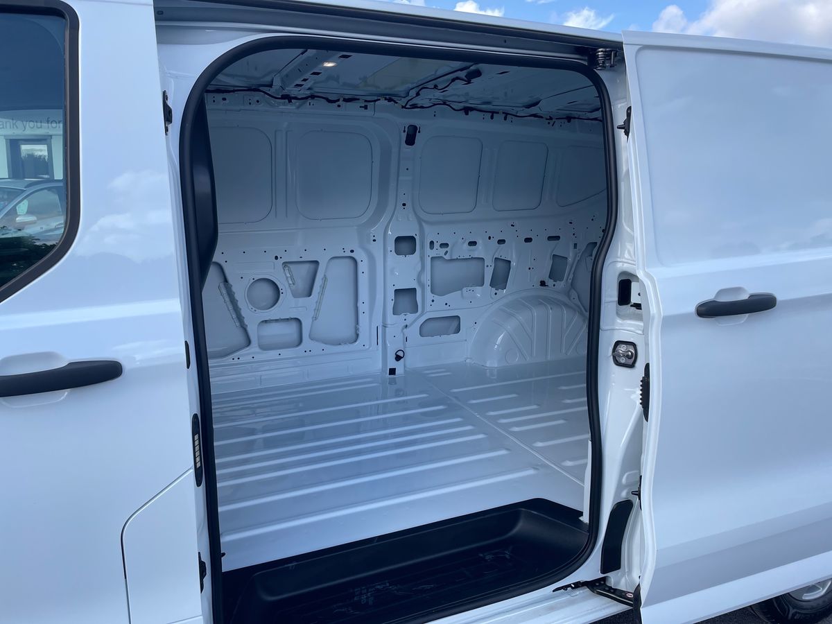 Used Ford Transit Custom 2025 for sale - 76172303: Photo 29