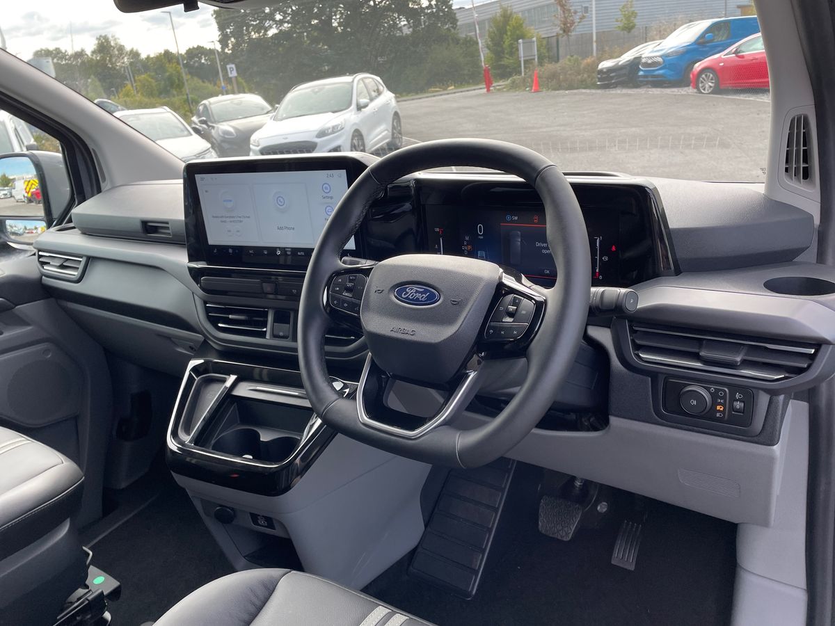 Used Ford Tourneo Custom 2025 for sale - 76229242: Photo 14