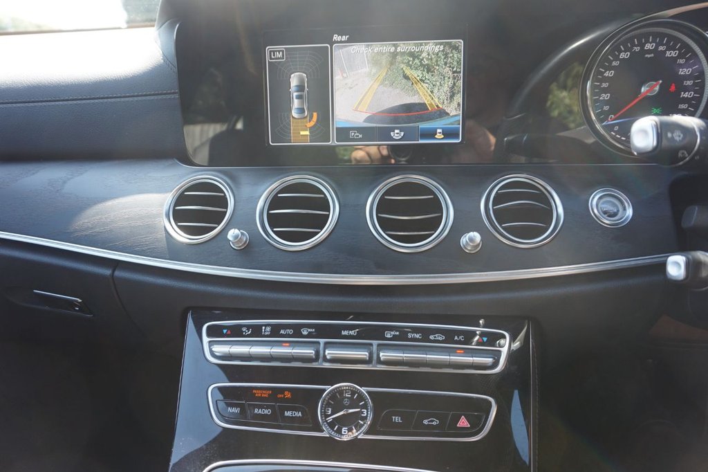 Used Mercedes-Benz E Class 2016 for sale - 76740059: Photo 16