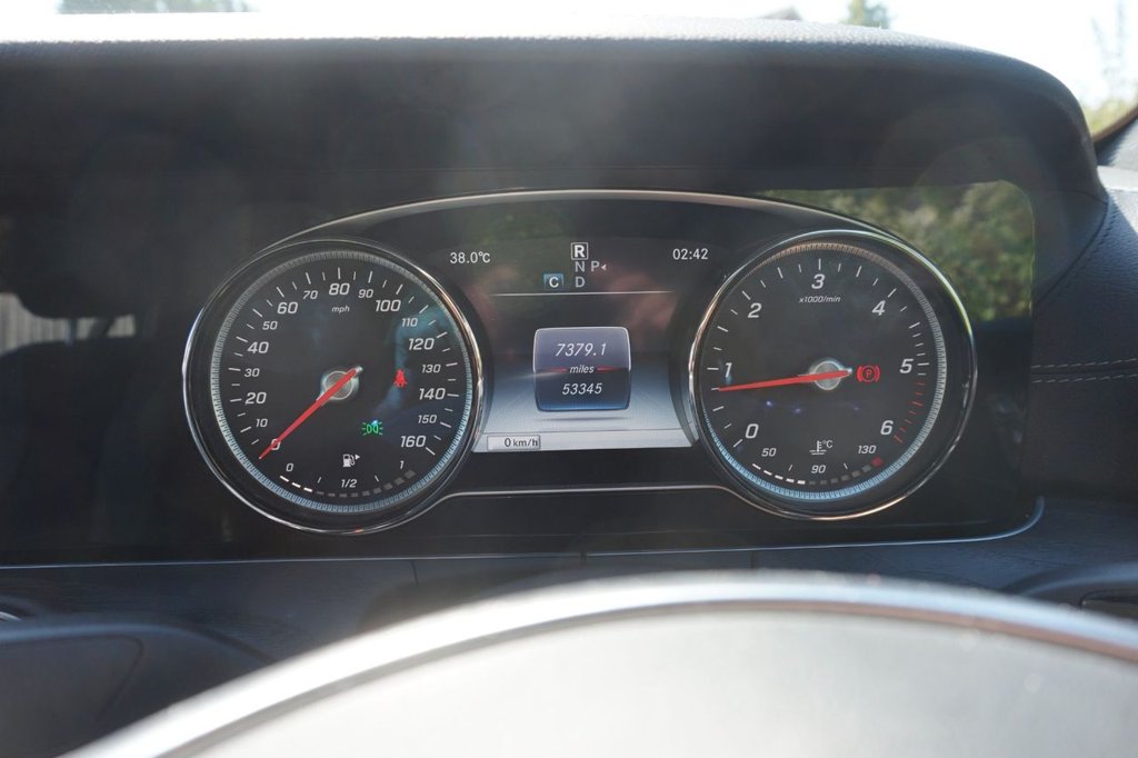 Used Mercedes-Benz E Class 2016 for sale - 76740059: Photo 17