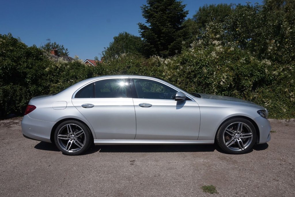 Used Mercedes-Benz E Class 2016 for sale - 76740059: Photo 2