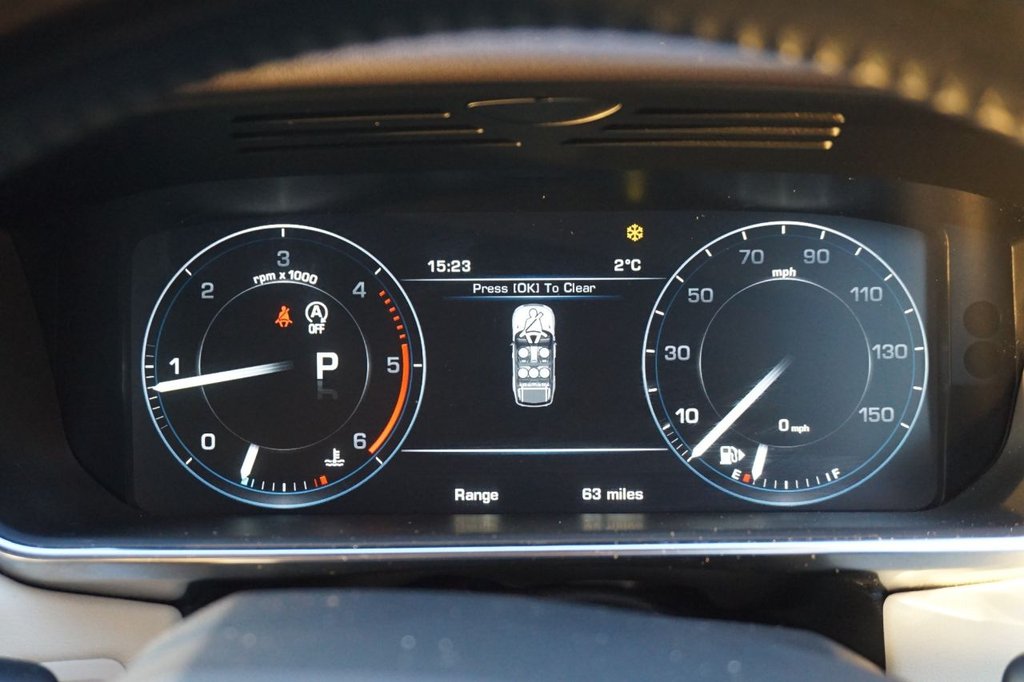 Used Land Rover Range Rover Sport 2015 for sale - 76655006: Photo 17