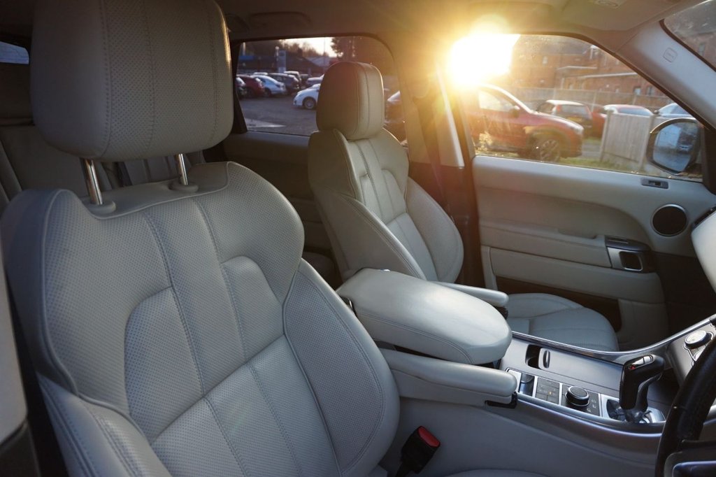 Used Land Rover Range Rover Sport 2015 for sale - 76655006: Photo 7