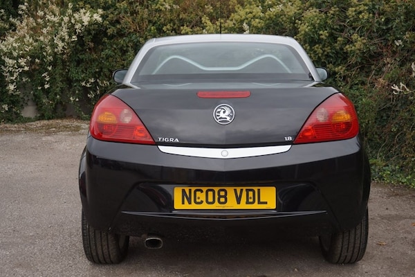 Used Vauxhall Tigra 2008 for sale - 76223313: Photo 17