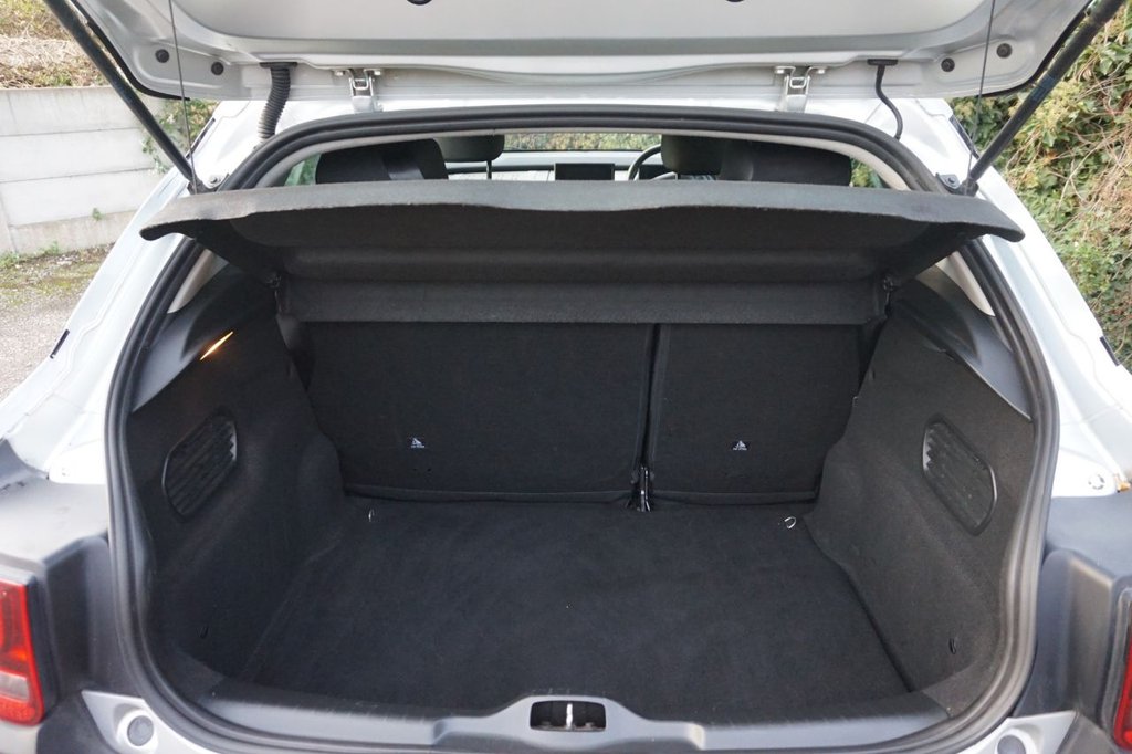 Used Citroen C4 Cactus 2017 for sale - 76367362: Photo 13