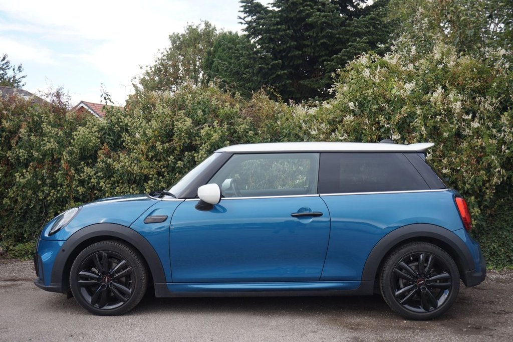 Used MINI Hatch 2021 for sale - 75676068: Photo 13