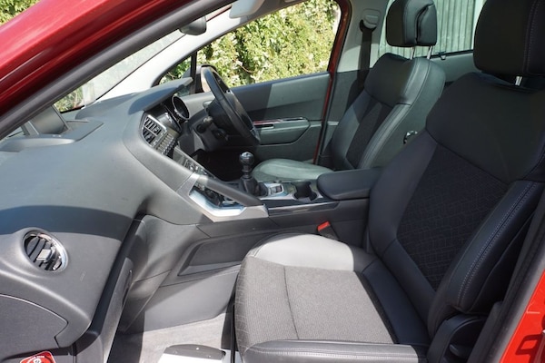 Used Peugeot 3008 2015 for sale - 74916337: Photo 6