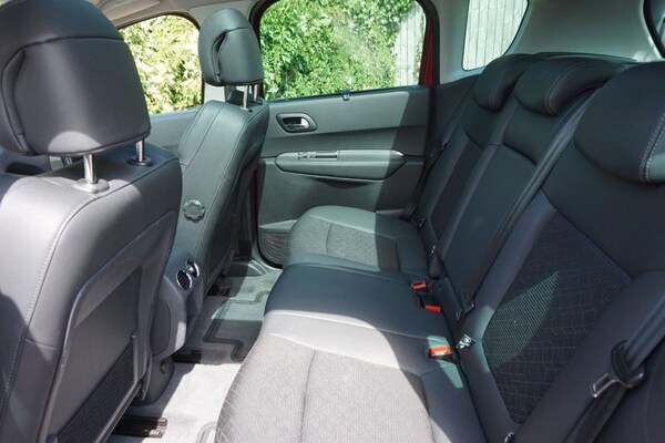 Used Peugeot 3008 2015 for sale - 74916337: Photo 7