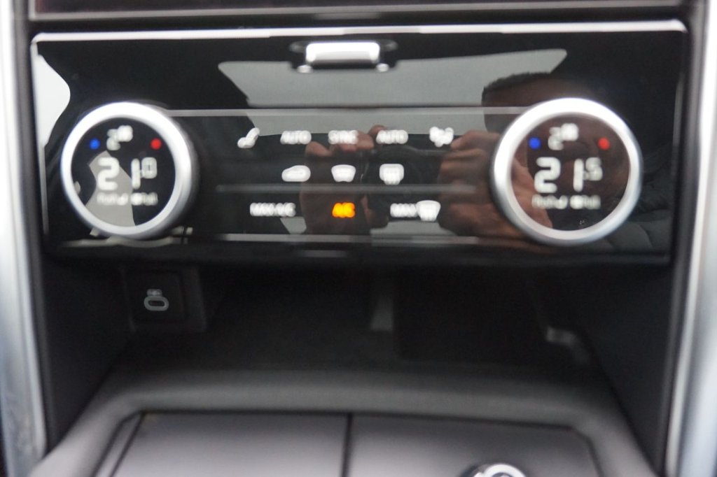 Used Land Rover Discovery 2021 for sale - 76148187: Photo 23