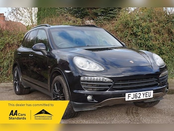 2013 (62) - 4.2 TD V8 S TiptronicS 4WD Euro 5 (s/s) 5dr