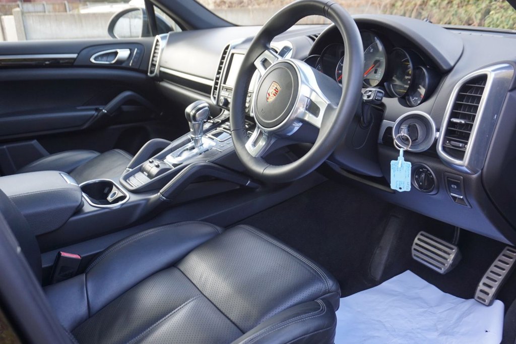 Used Porsche Cayenne 2013 for sale - 77276512: Photo 6
