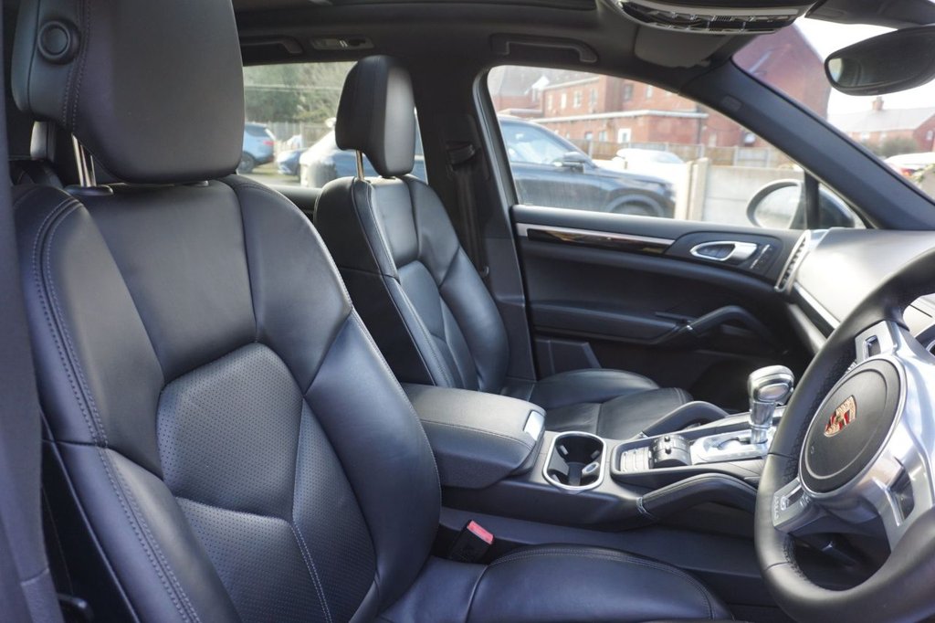 Used Porsche Cayenne 2013 for sale - 77276512: Photo 8