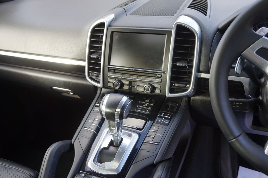 Used Porsche Cayenne 2013 for sale - 77276512: Photo 9