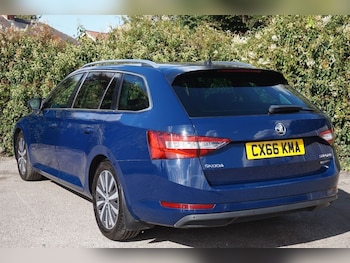 Used Skoda Superb 2016 for sale - 75896751: Photo