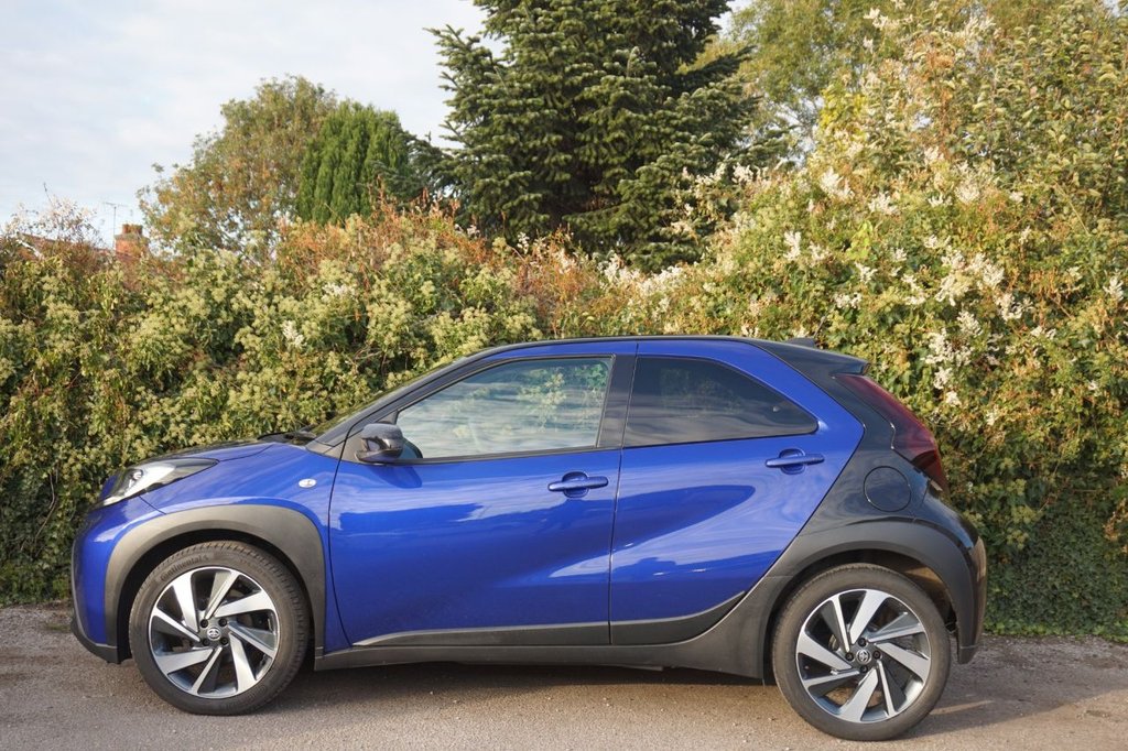 Used Toyota Aygo X 2023 for sale - 76888609: Photo 2