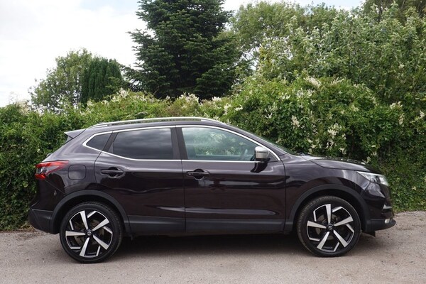 Used Nissan Qashqai 2018 for sale - 74904092: Photo 2
