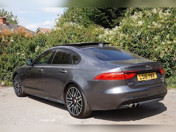 Used Jaguar XF 2016 for sale - 75487872: Photo