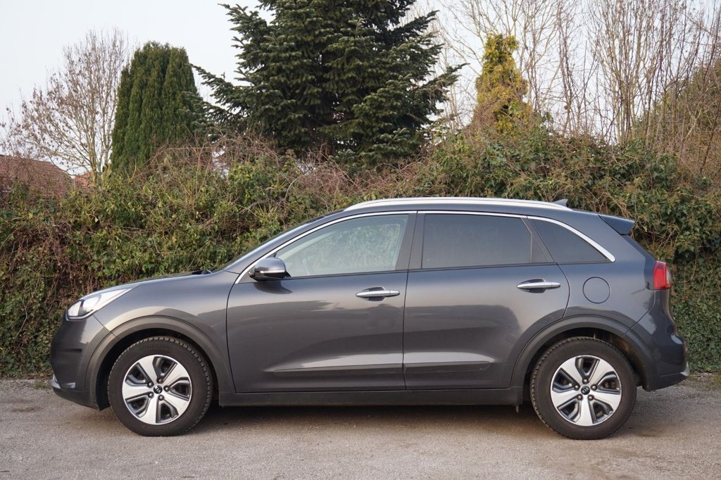 Used Kia Niro 2016 for sale - 77990772: Photo 11