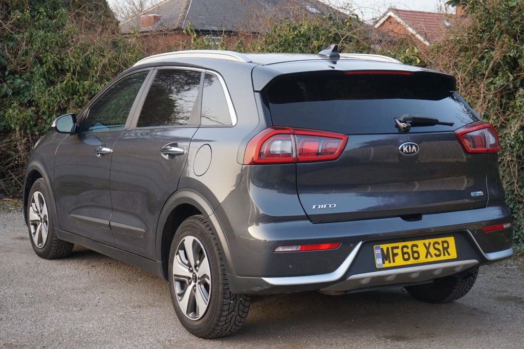 Used Kia Niro 2016 for sale - 77990772: Photo 3