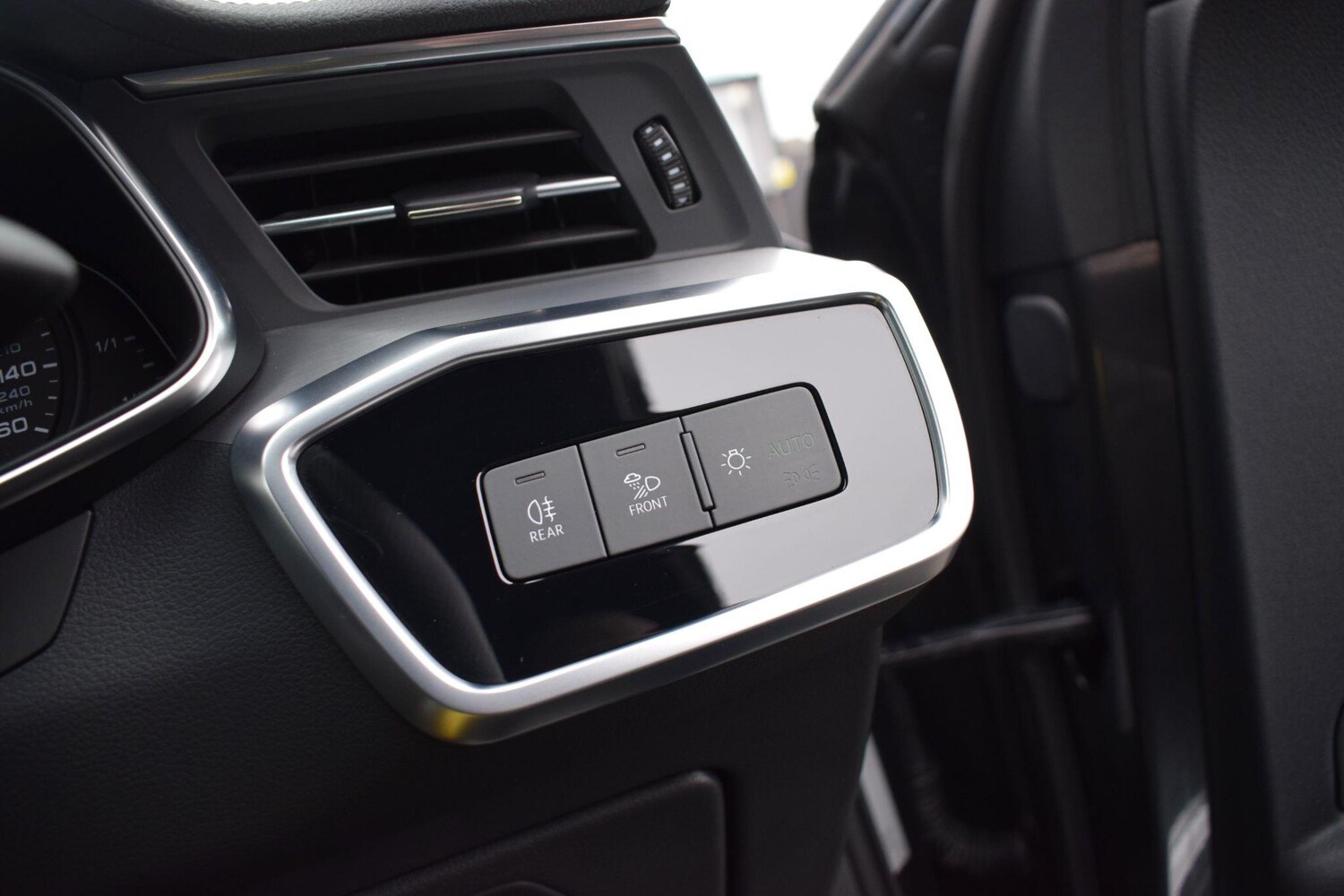 Used Audi A6 Saloon for sale - 77892797: Photo 14