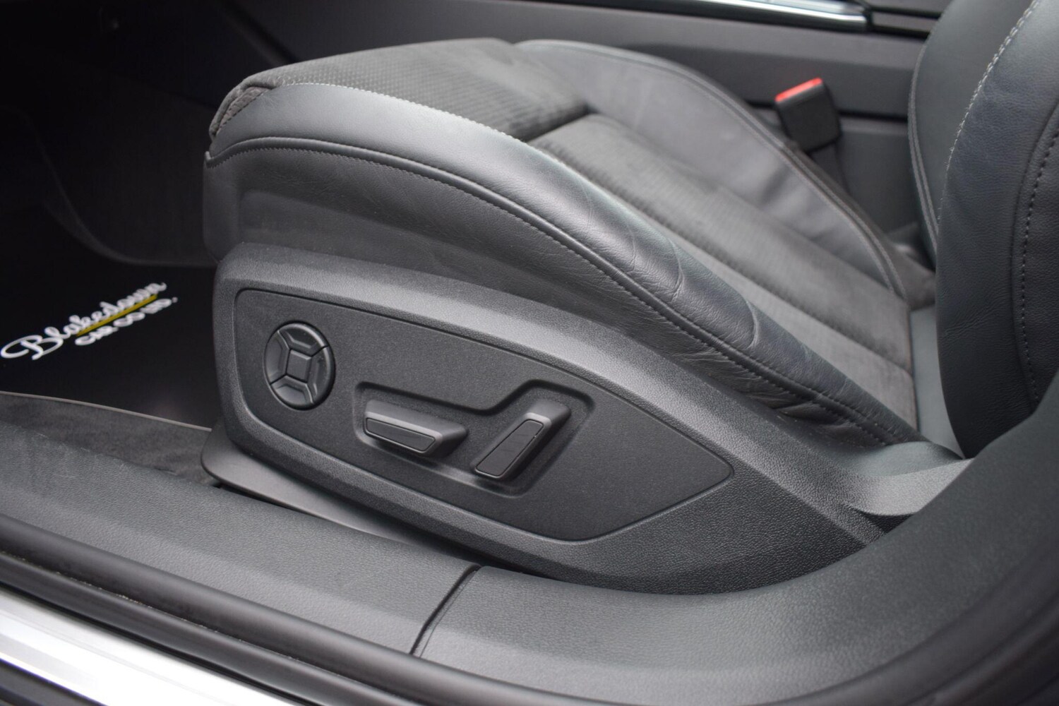 Used Audi A6 Saloon for sale - 77892797: Photo 25