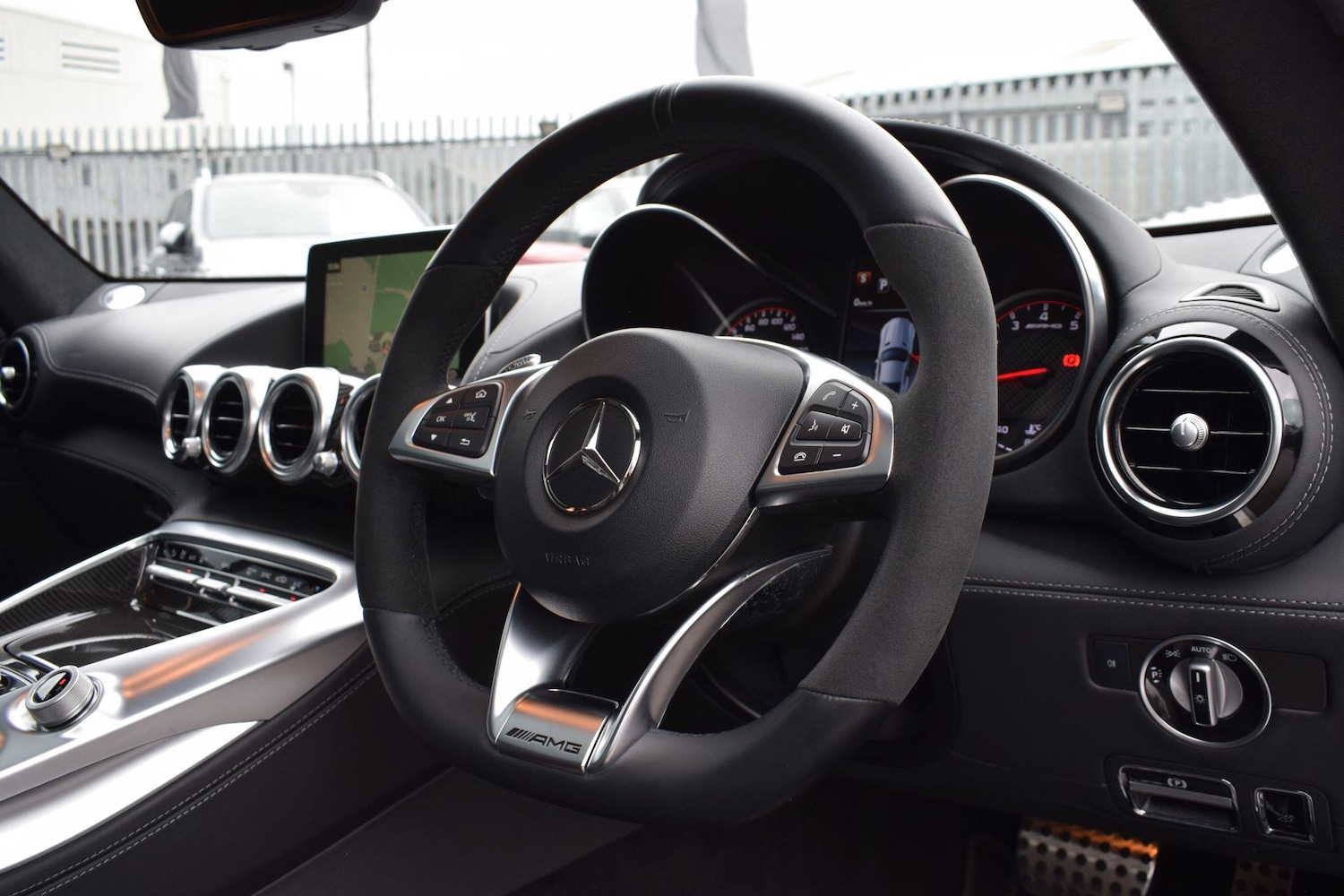 Used Mercedes-Benz AMG GT 2018 for sale - 76423218: Photo 8