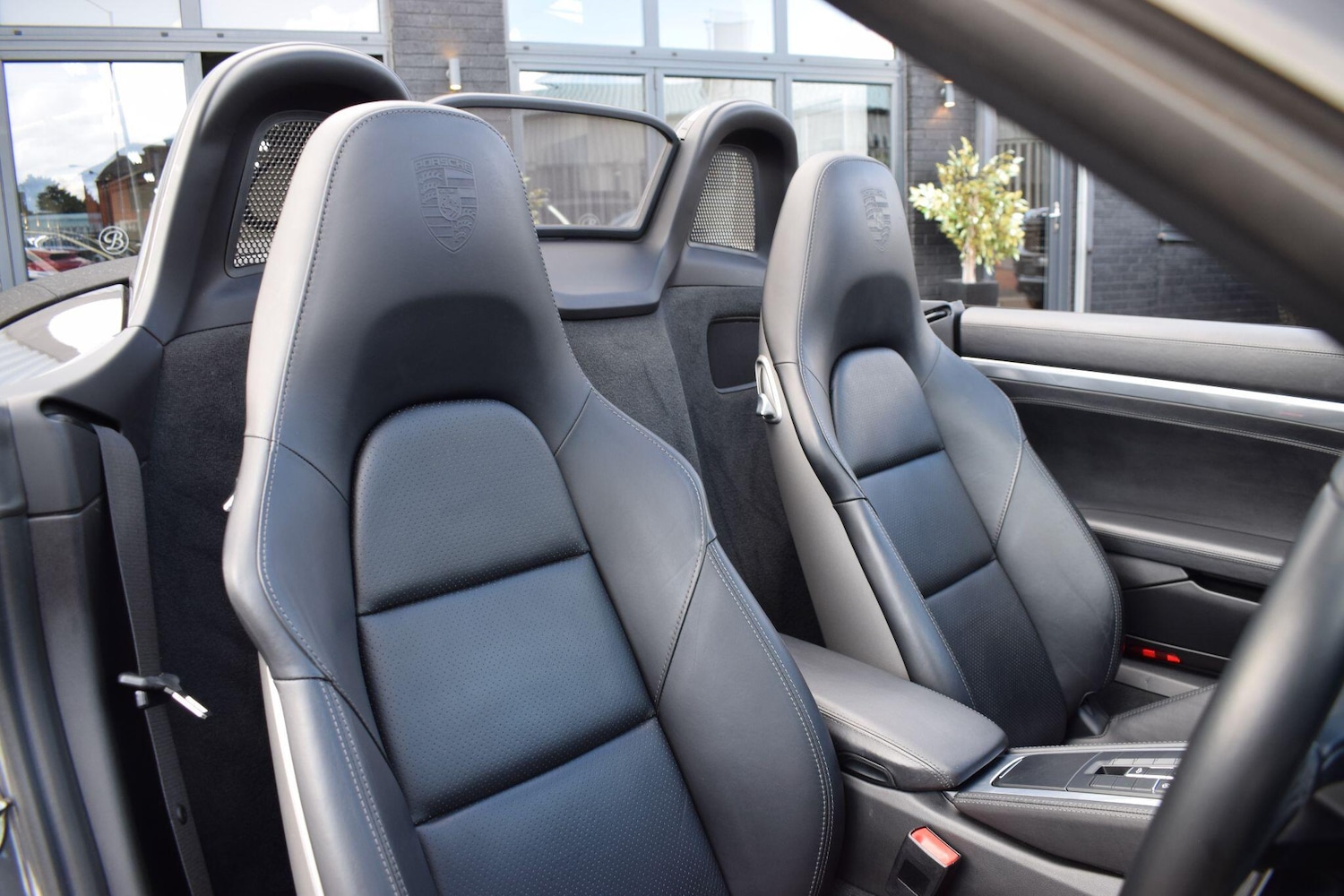 Used Porsche Boxster 2016 for sale - 76714160: Photo 10