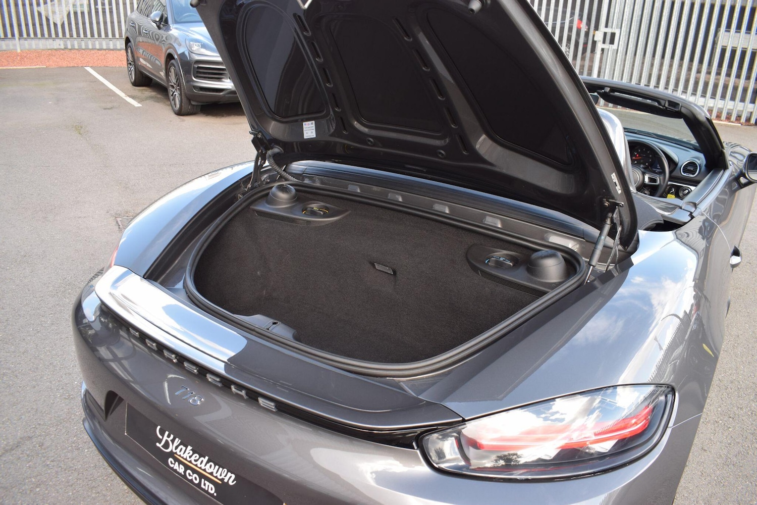 Used Porsche Boxster 2016 for sale - 76714160: Photo 24