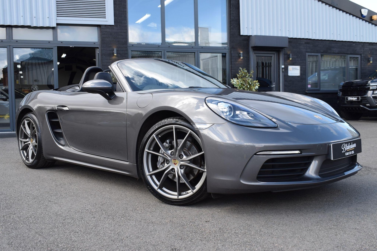 Used Porsche Boxster 2016 for sale - 76714160: Photo 3